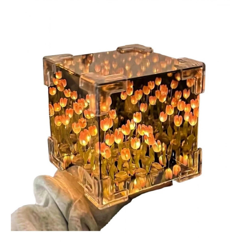 Cube Tulip Lamp (Multicolor)